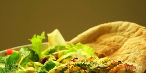 Firttata with Salad and Wholewheat Pitta bread