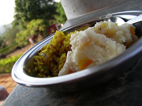 Steel bowl of upma and kanda poha in Harihareshwar Maharashtra
