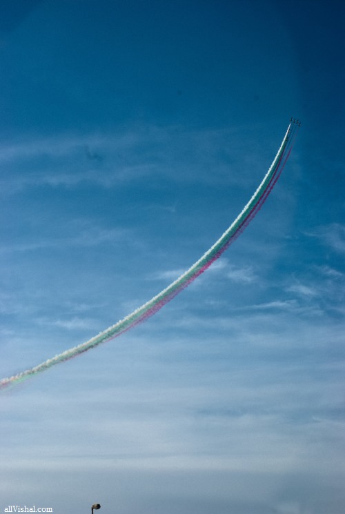 acrobatic jets with smoke trail shot with a pentax sfx pentax-f smc 50mm F1.4 autofocus lens with cokinlight 49mm uv filter on a pentax k200d digital slr camera
